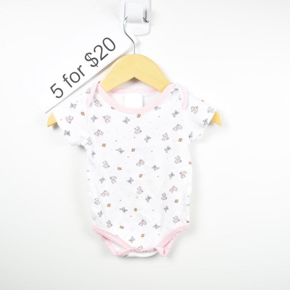Short sleeve body suit/ t with kitten design